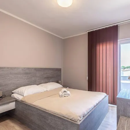 Apartament Paradiso, No 4