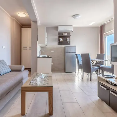 Apartament Paradiso, No 4 Vir